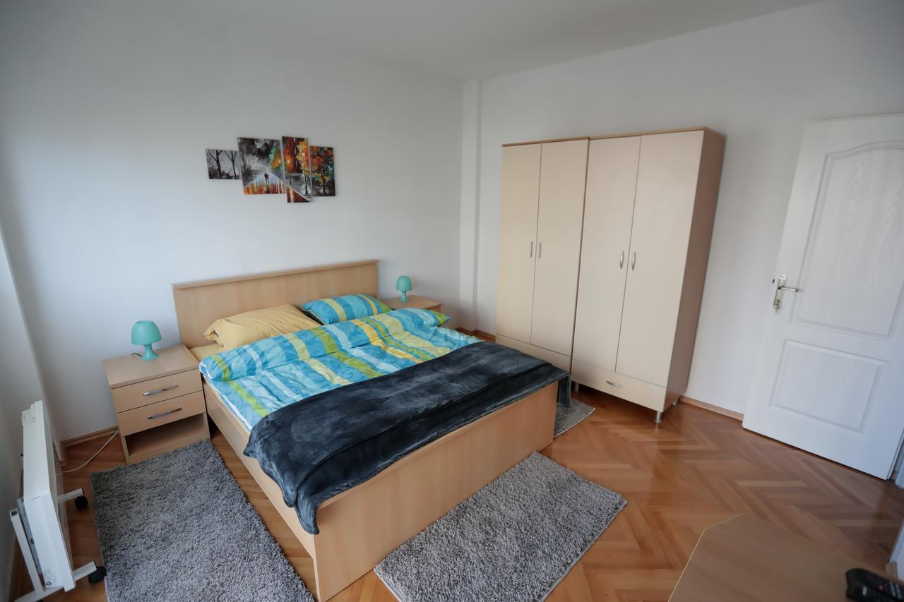 Day&Night Appartement Ohrid Buitenkant foto