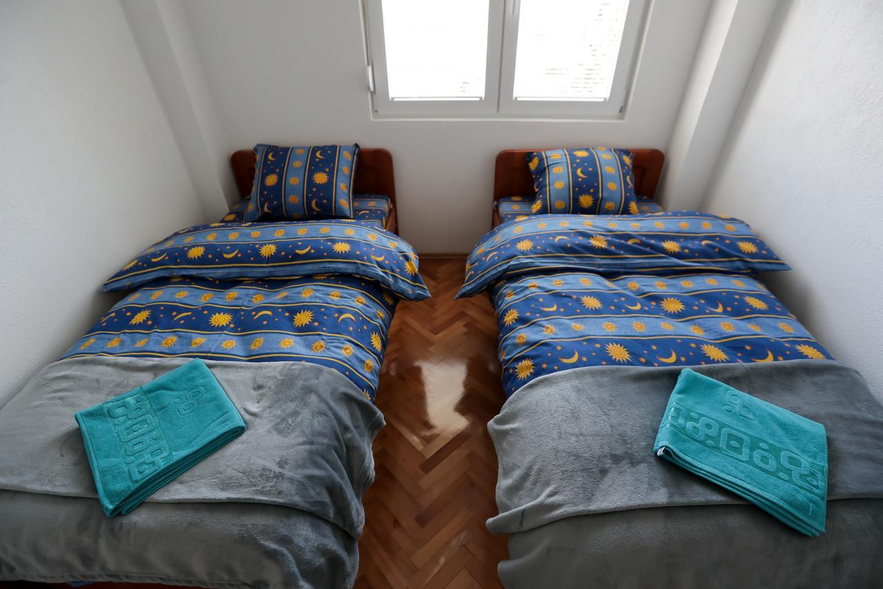 Day&Night Appartement Ohrid Buitenkant foto