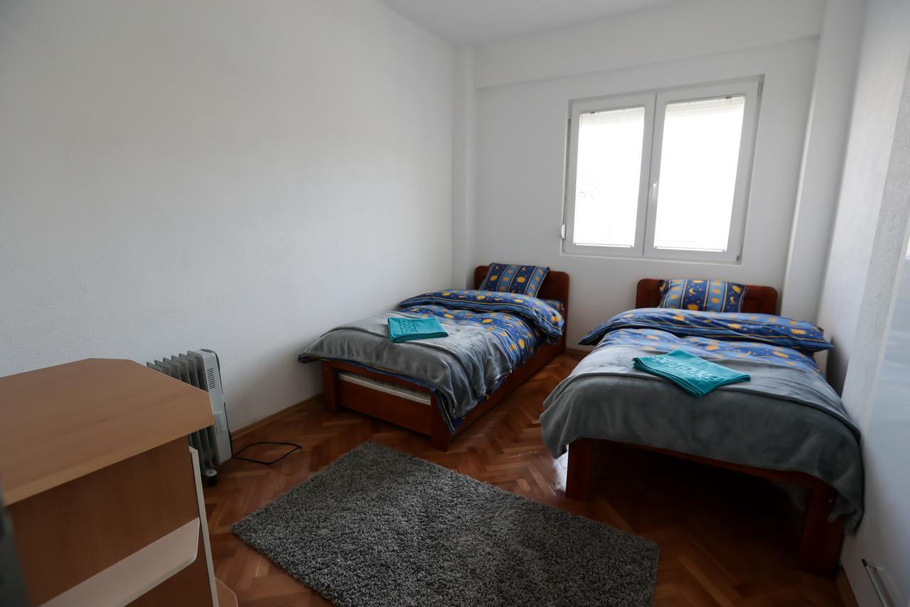 Day&Night Appartement Ohrid Buitenkant foto